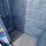 Zacharogianni نِكيانا